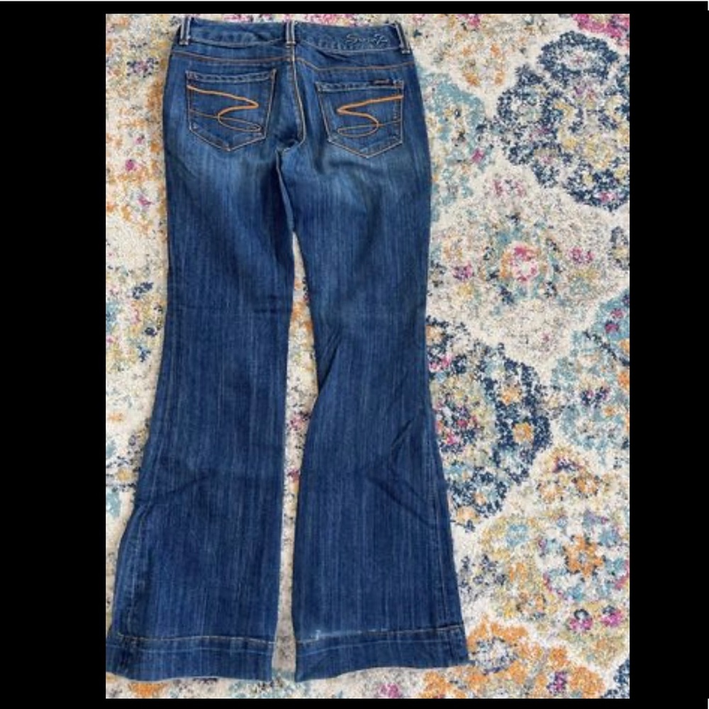 Women's Seven (7) Jeans size 28
